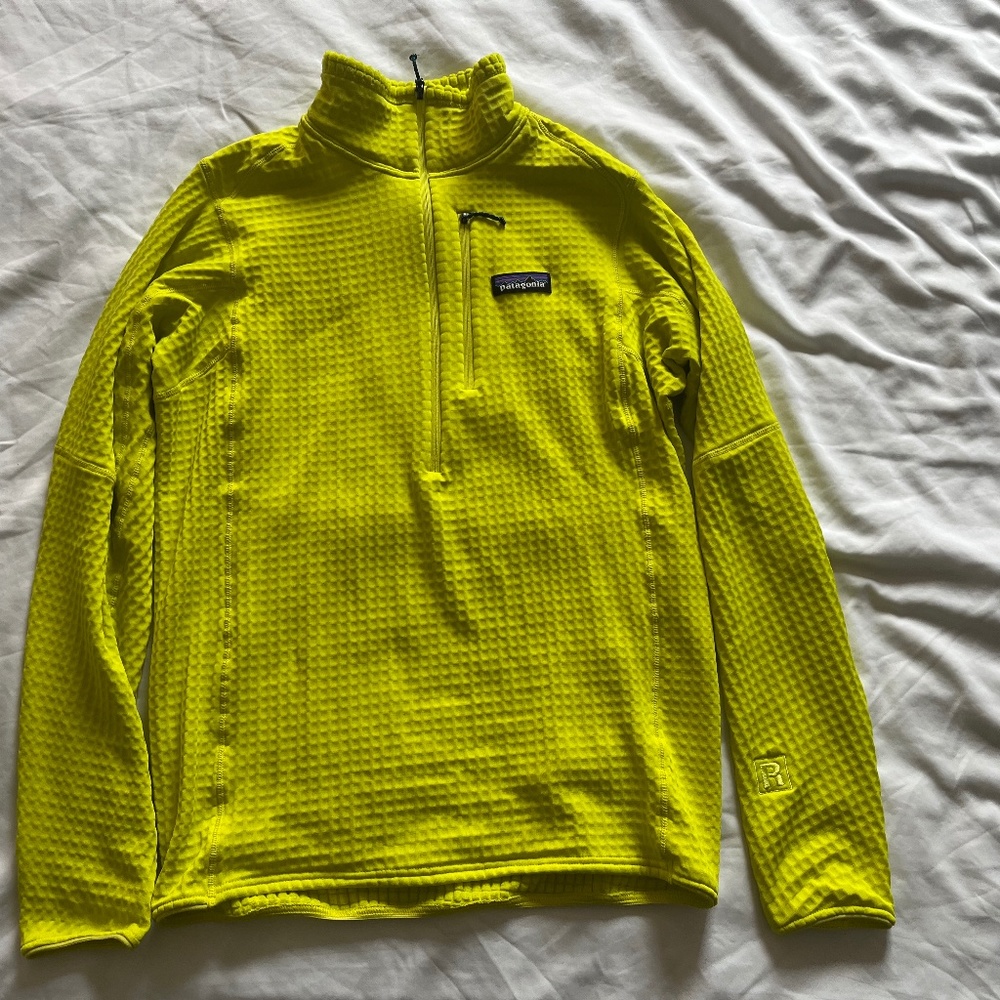 Patagonia Men's R1® Fleece Pullover - neon yellow size small